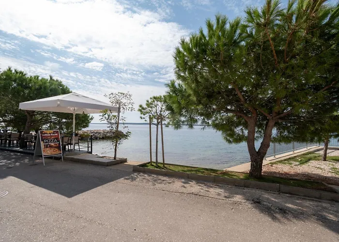 Apartment Mandre 4093B